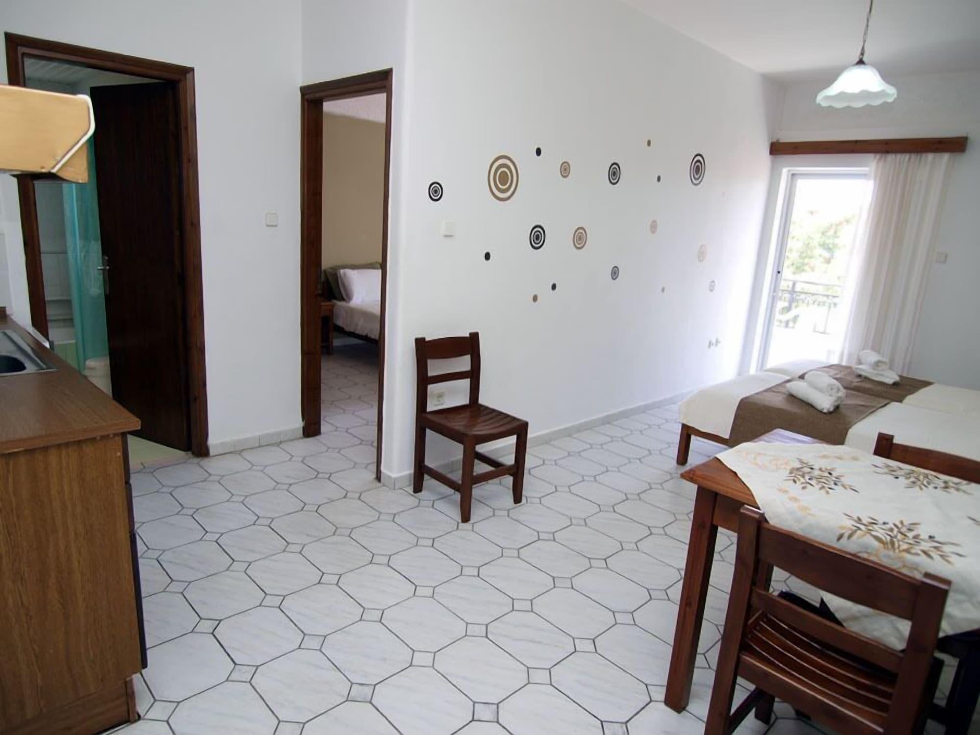 Kleopatra Traditional Hotel Apartments Stoúpa Esterno foto